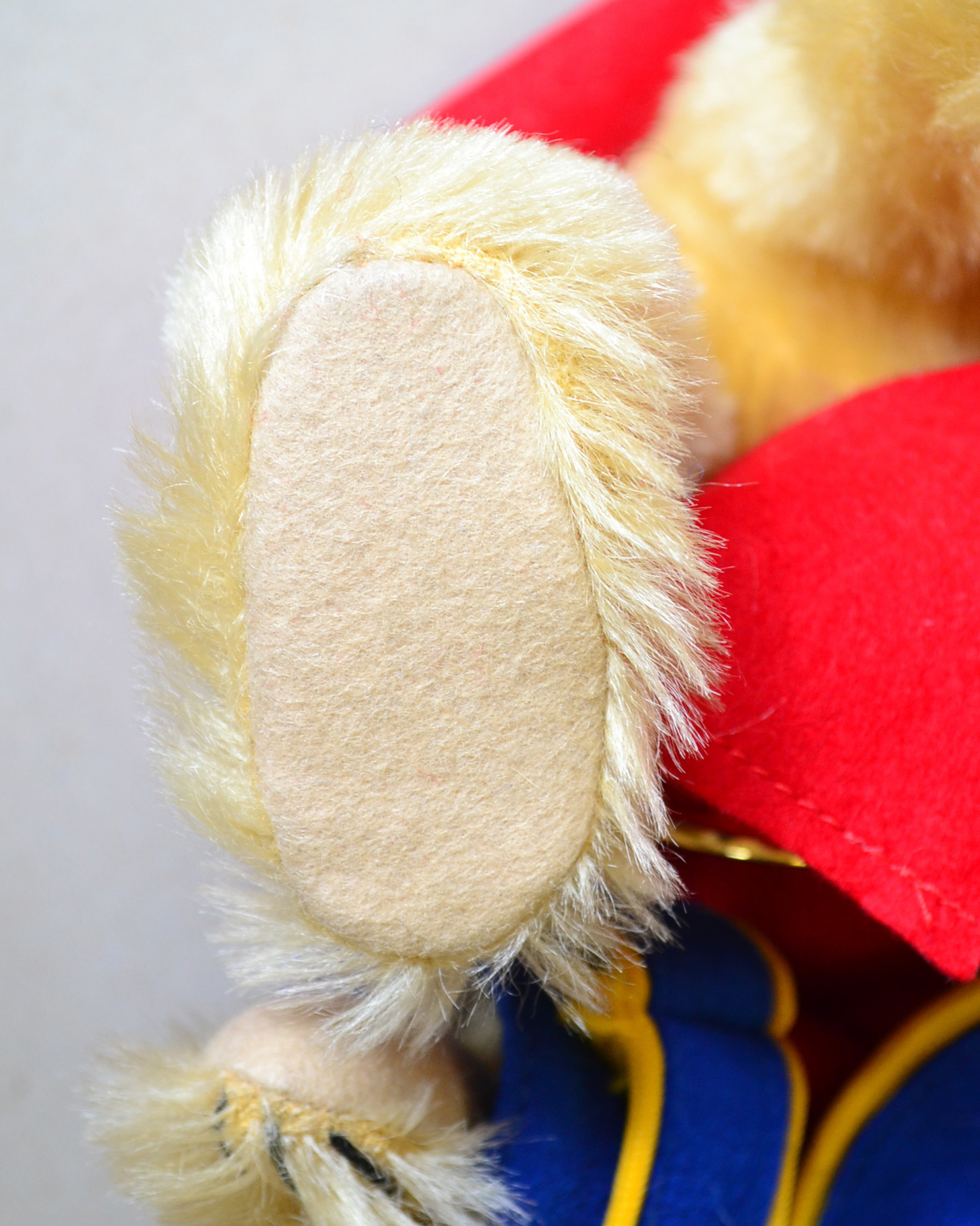 シュタイフ ポストマン・ベア・ヘンリック STEIFF Postman Bear